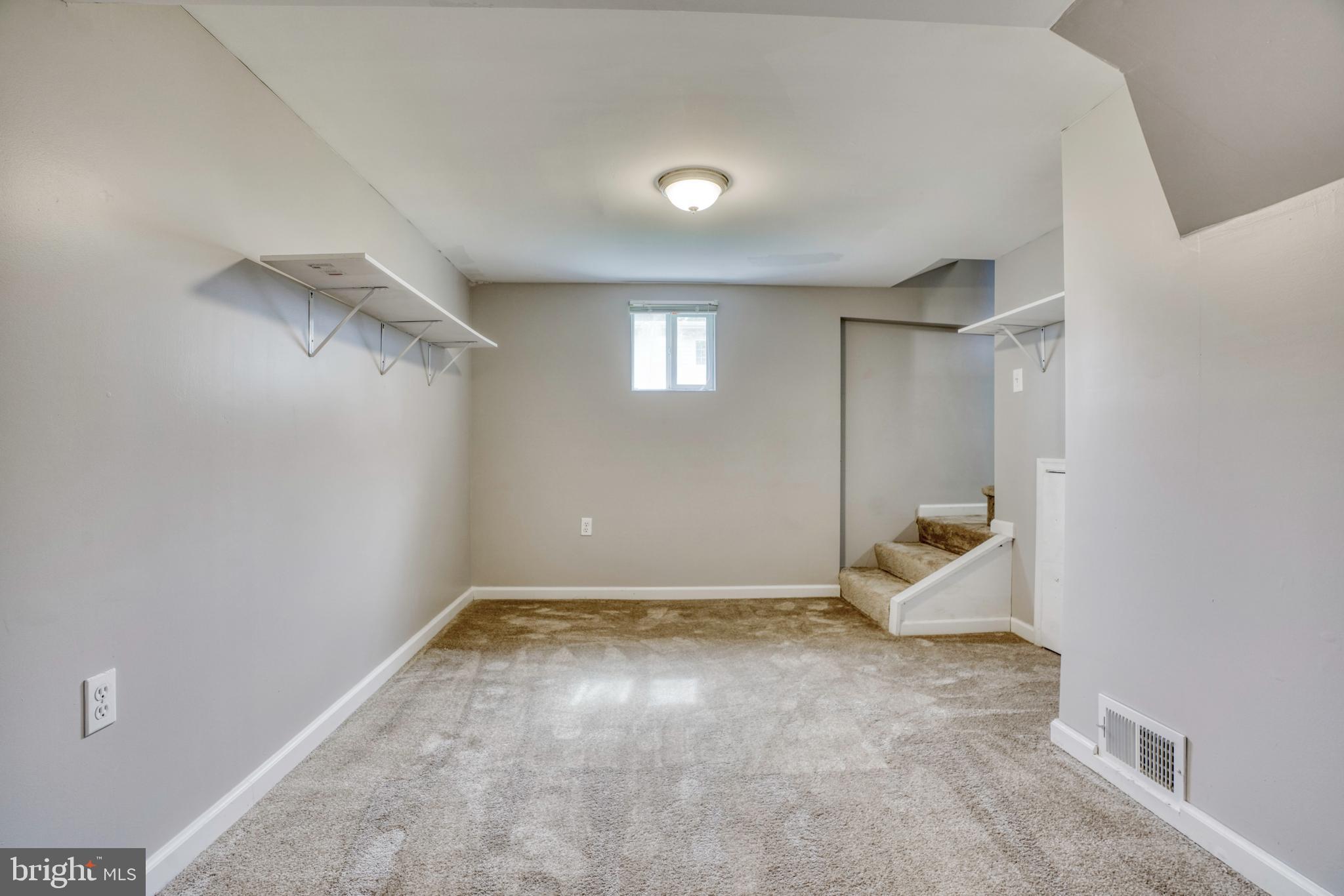 113 Riverside Road Baltimore, MD 21221 - Photo 28 of 37