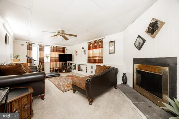 $429,900 | 1622 Boone Way, Lansdale, PA 19446