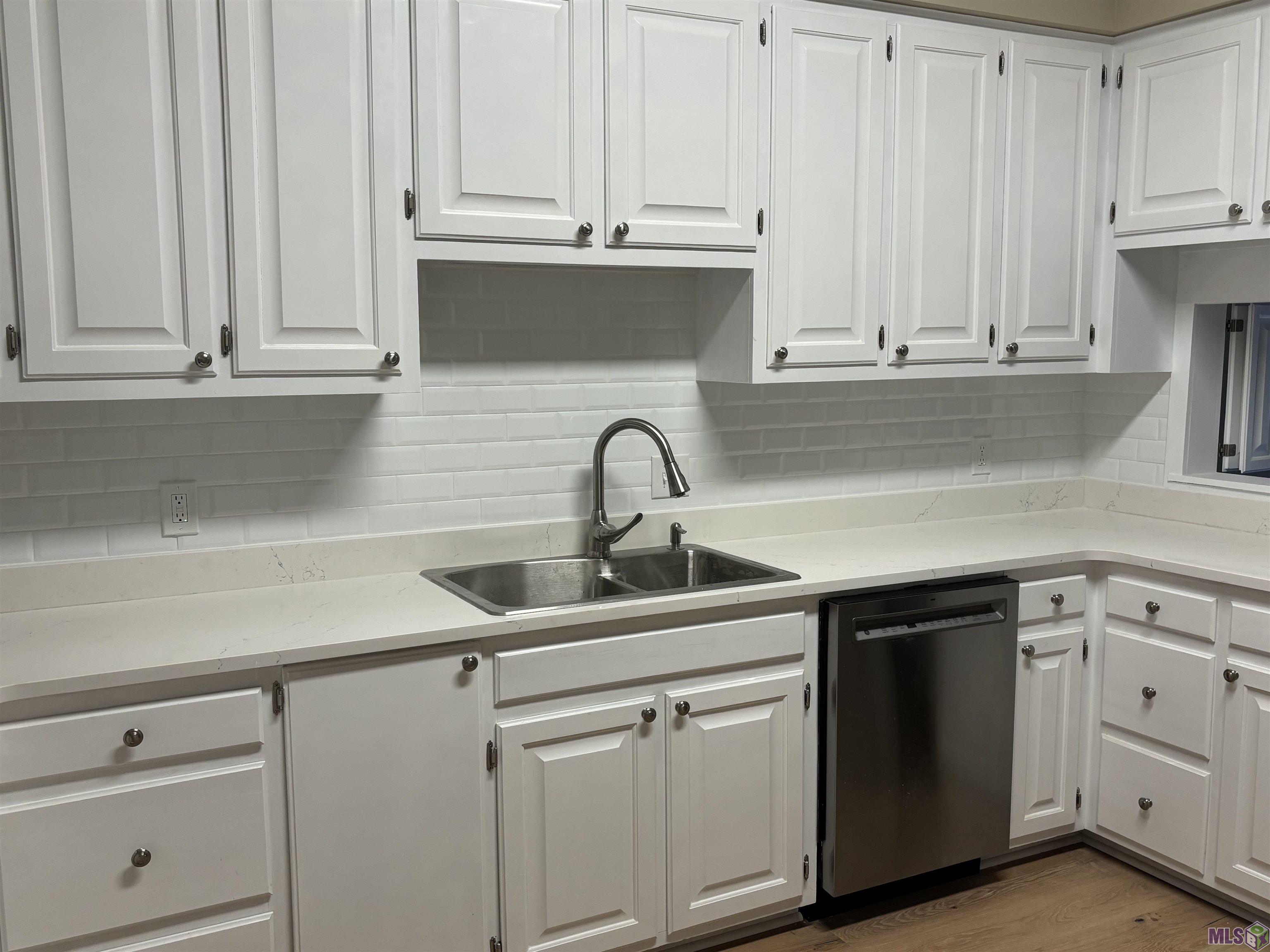 7958 Wrenwood Boulevard, Unit C Baton Rouge, LA 70809 - Photo 16 of 20 Kitchen
