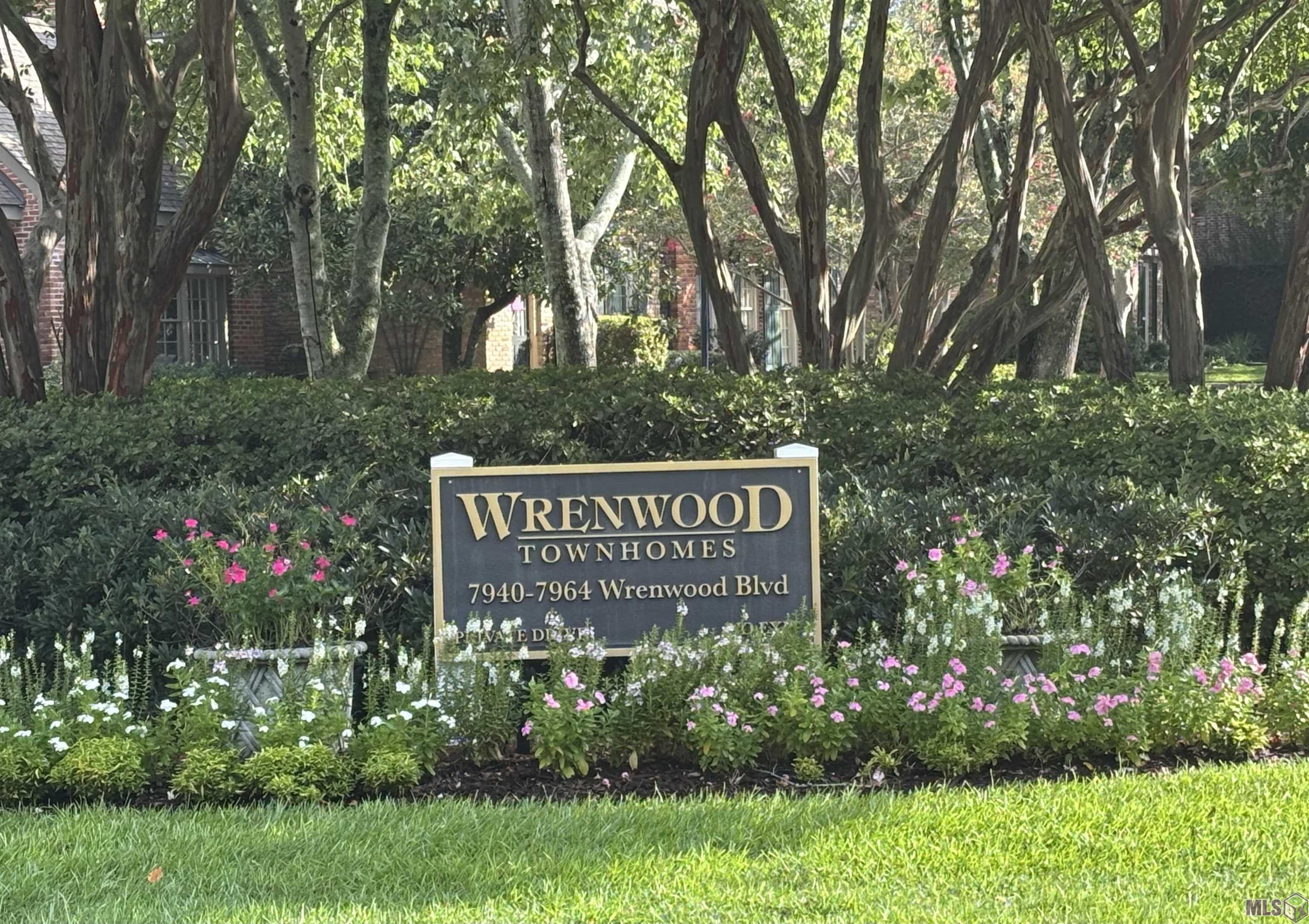 7958 Wrenwood Boulevard, Unit C Baton Rouge, LA 70809 - Photo 19 of 20 Entrance to Wrenwood