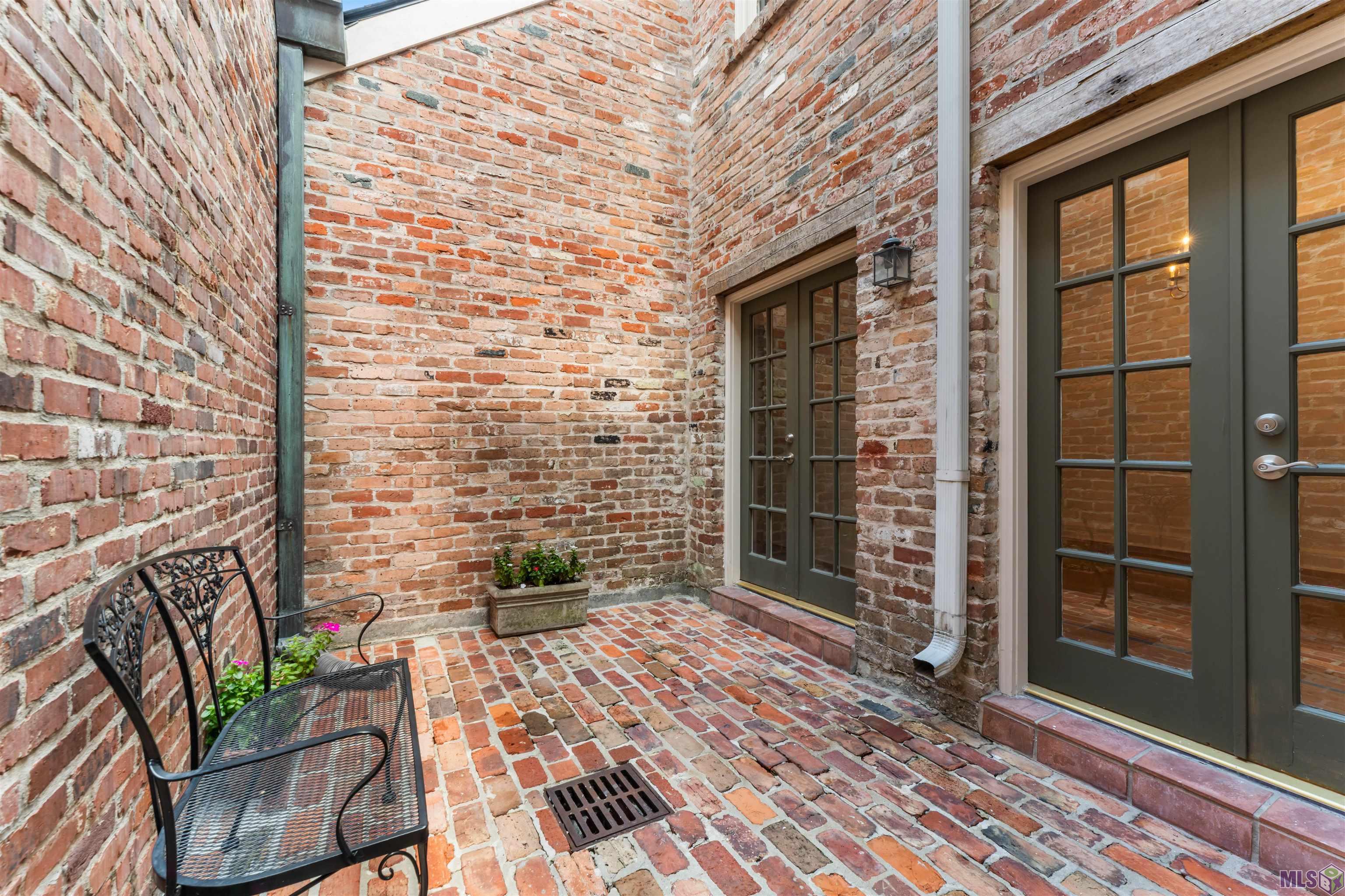 7958 Wrenwood Boulevard, Unit C Baton Rouge, LA 70809 - Photo 9 of 20 Patio