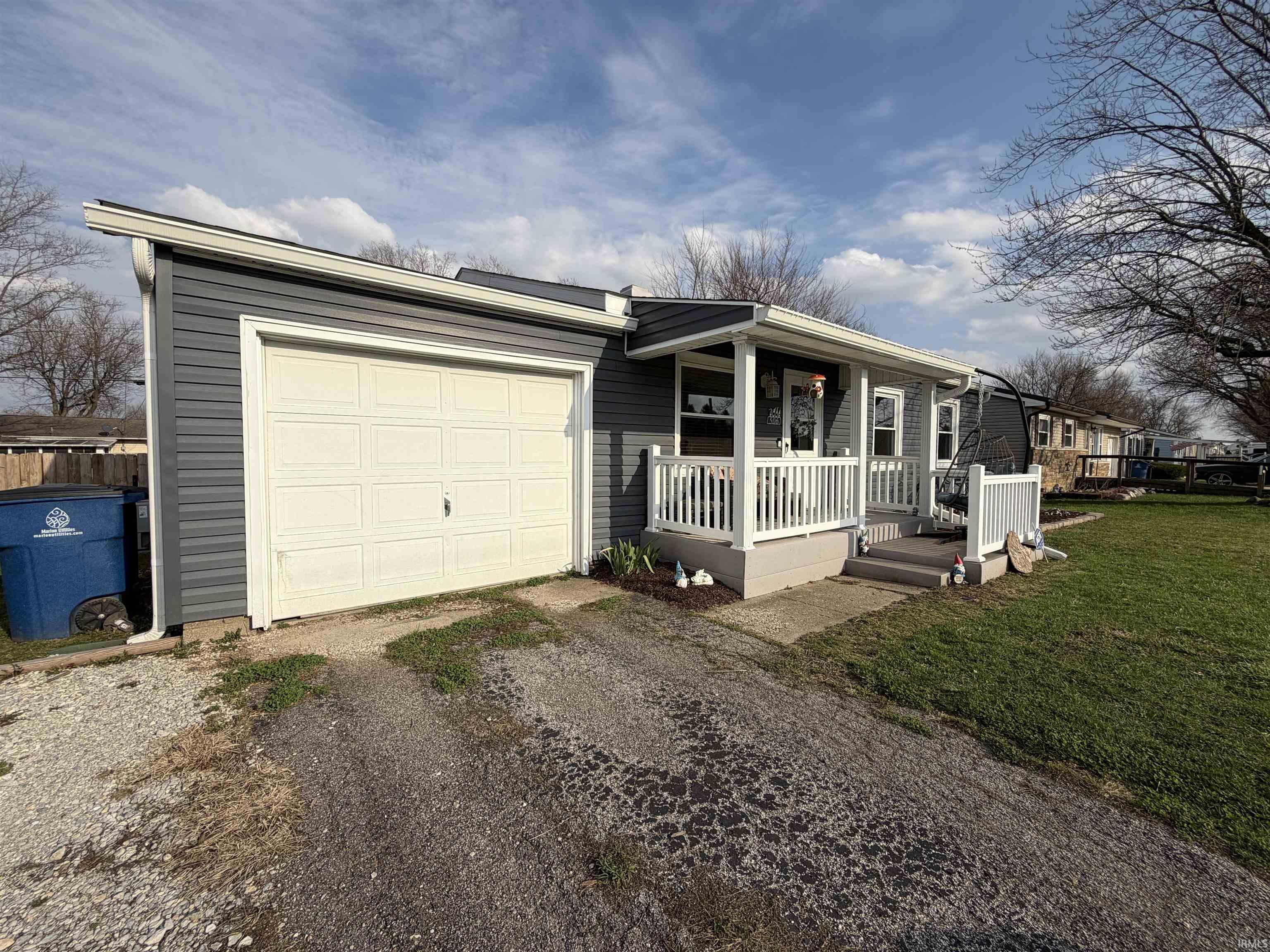 506 North Miller Avenue Marion, IN 46952 - Photo 2 of 13