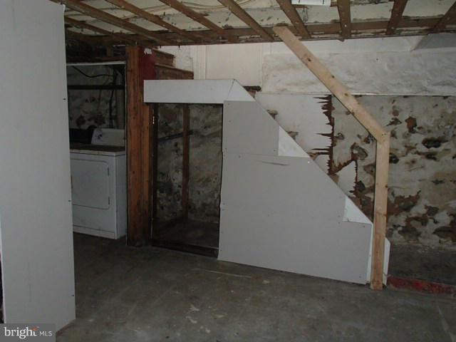 1318 Asbury Road Baltimore, MD 21209 - Photo 11 of 17 Basement