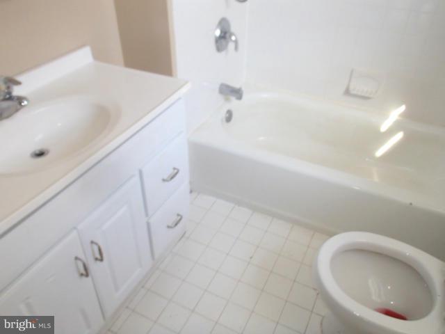 1318 Asbury Road Baltimore, MD 21209 - Photo 10 of 17 Bath