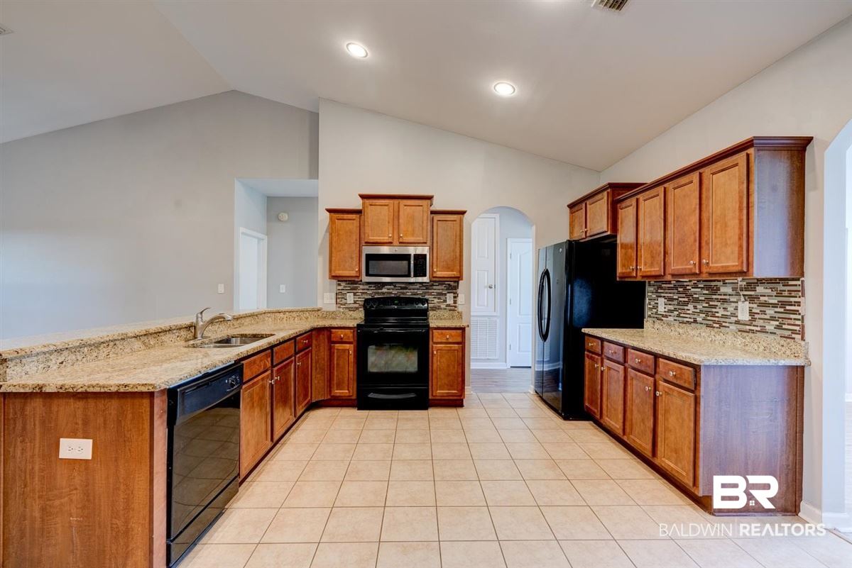 6134 Southbend Drive South Mobile, AL 36619 - Photo 8 of 25