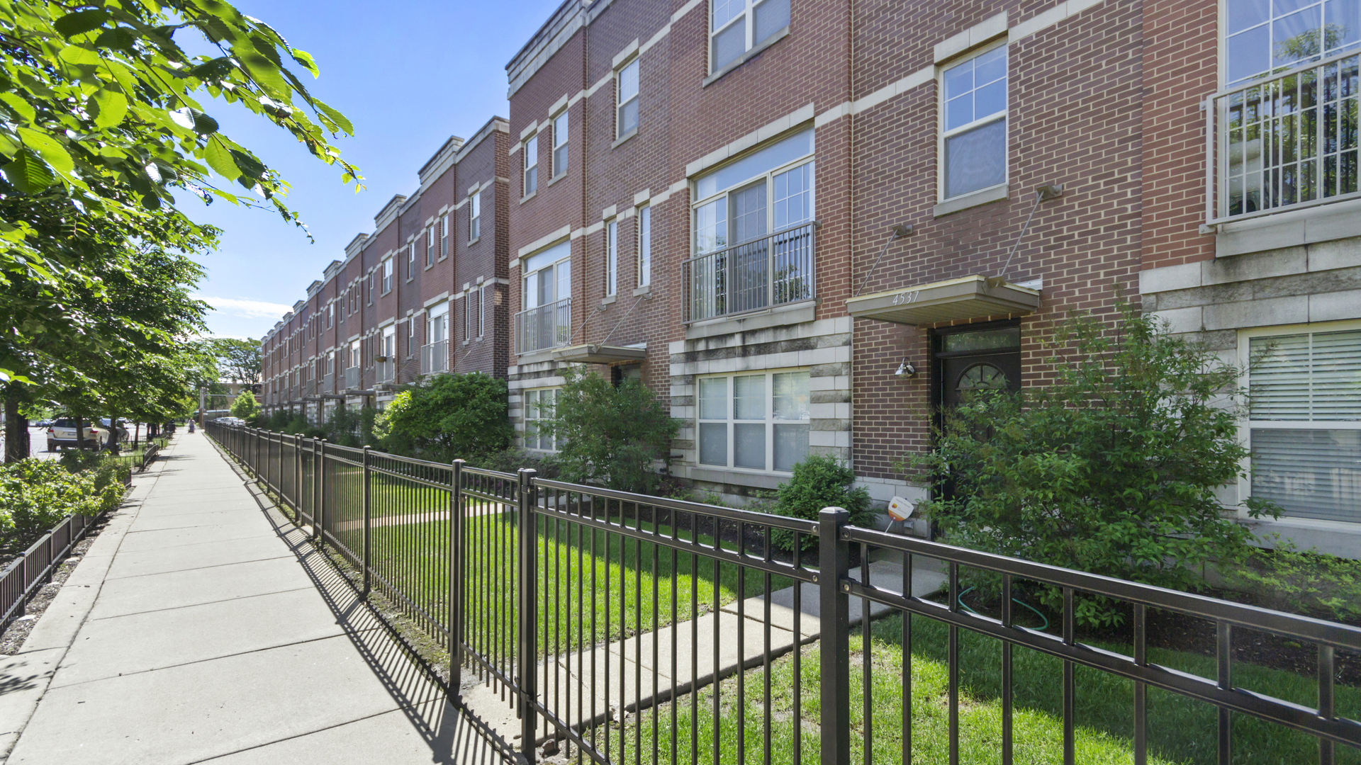 4537 West Irving Park Road Chicago, IL 60641 - Photo 1 of 23 Gallery Image 1