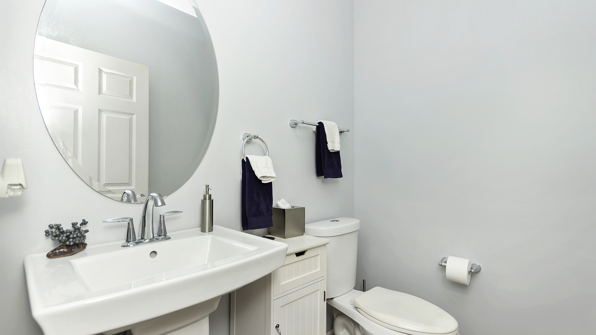 4537 West Irving Park Road Chicago, IL 60641 - Photo 10 of 23 Gallery Image 10