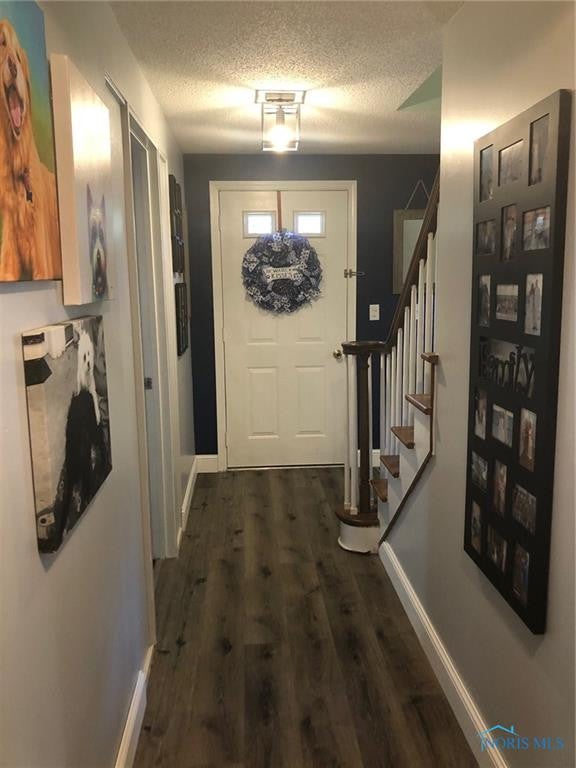449 Bright Road Findlay, OH 45840 - Photo 3 of 27 Gallery Image 3