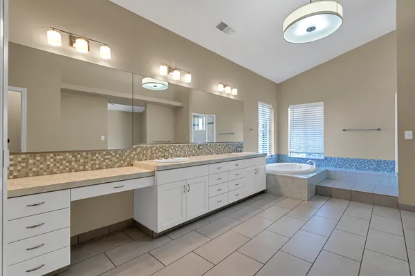 $649,000 | 3857 Eagle Parkway, Redding, CA 96001