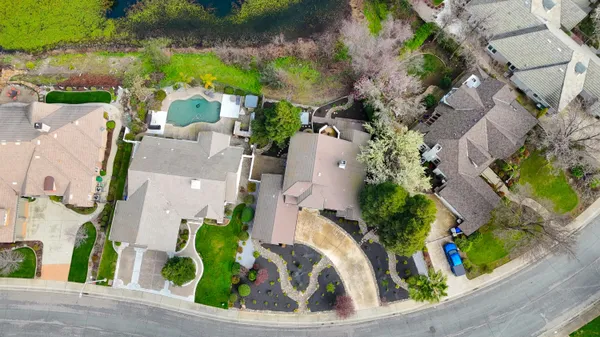 $695,000 | 3857 Eagle Parkway, Redding, CA 96001