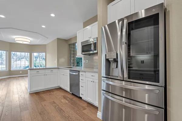 $695,000 | 3857 Eagle Parkway, Redding, CA 96001