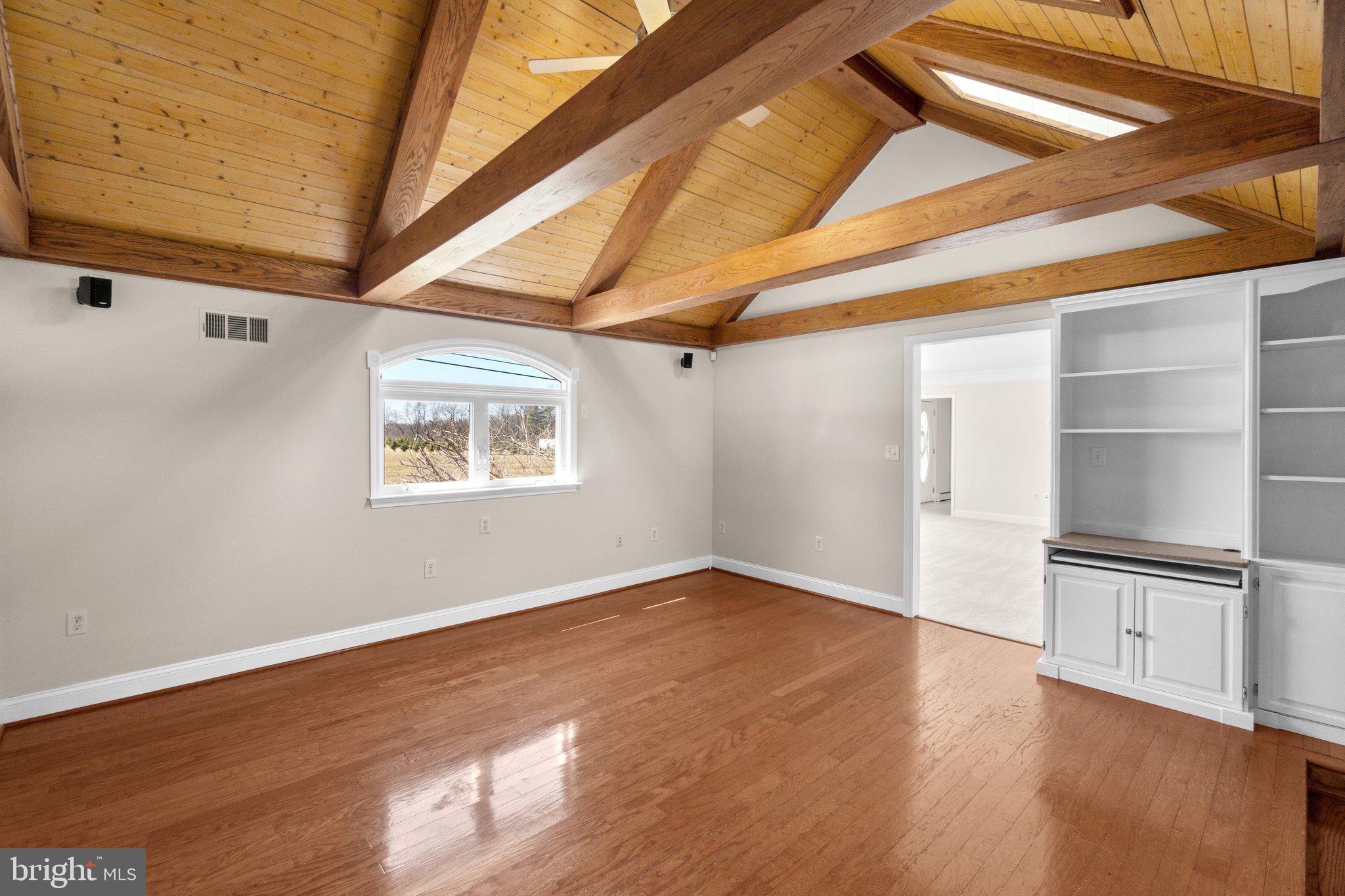 2705 Old Washington Road Westminster, MD 21157 - Photo 26 of 77 Skylights
