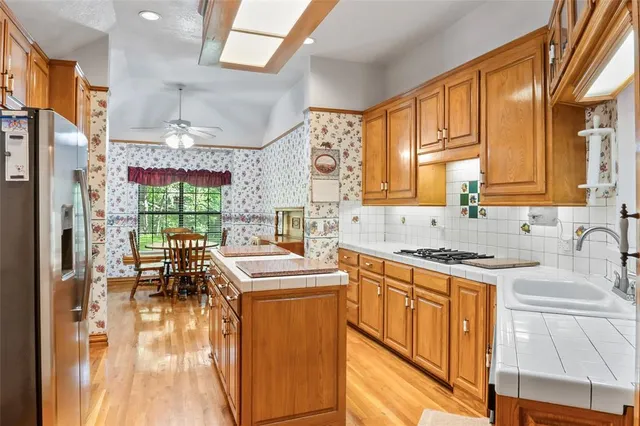 $999,999 | 3650 Mt Zion Road, Midlothian, TX 76065