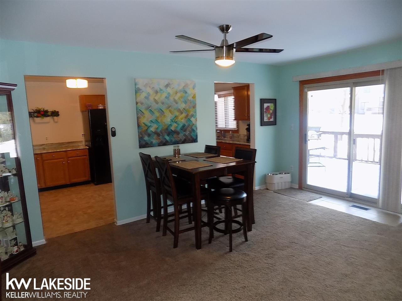 2152 Rochelle Park Drive Rochester, MI 48309 - Photo 4 of 31 31369931-3.JPG