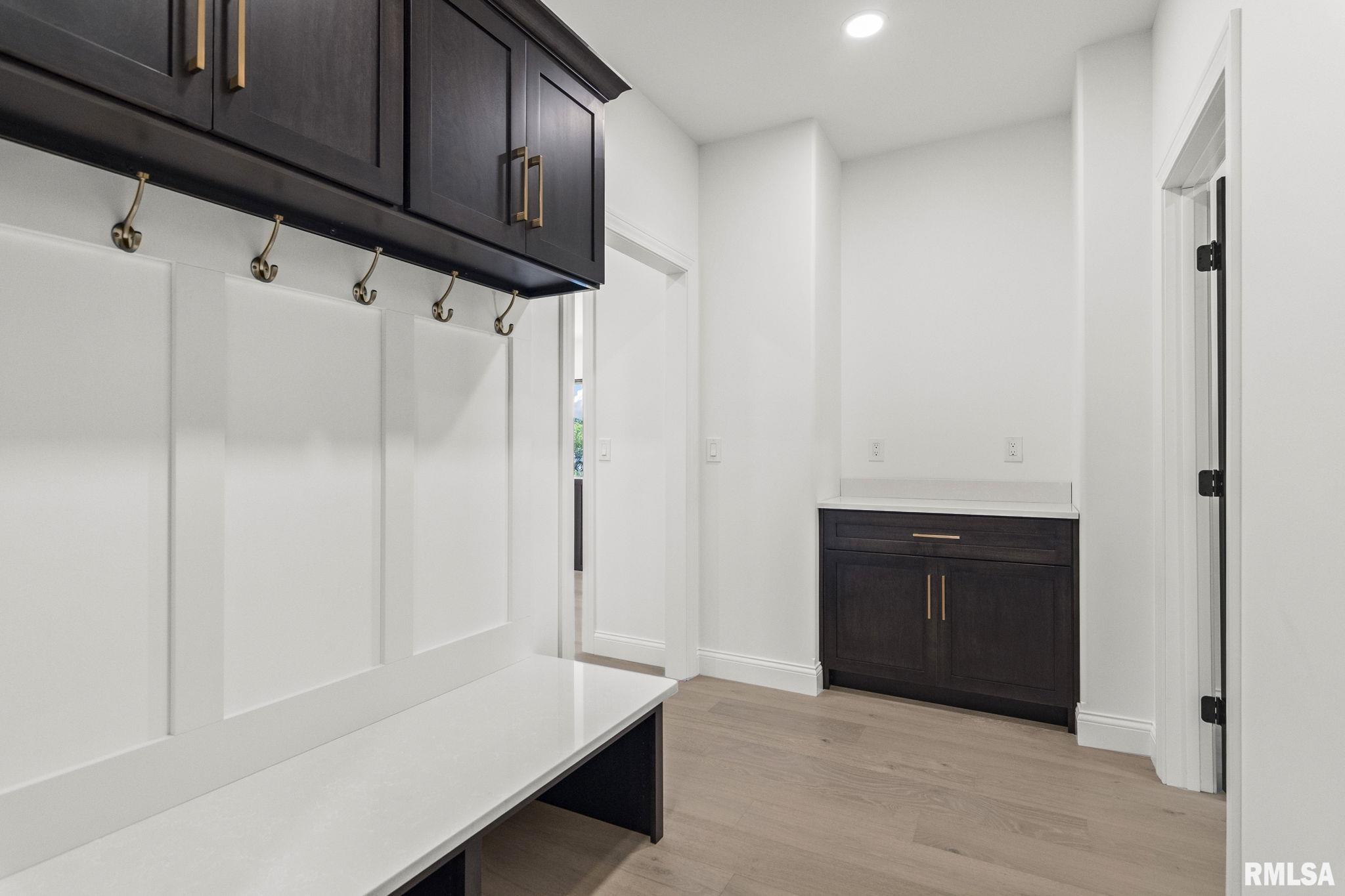 4704 Berkshire Crossing Springfield, IL 62711 - Photo 29 of 46