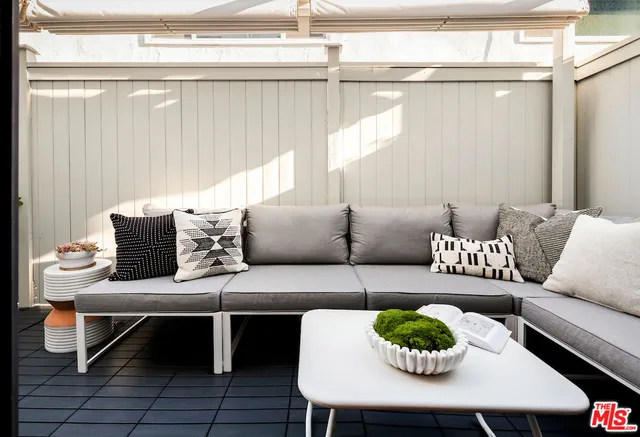 $1,849,000 | 1128 15th Street, Unit 3, Santa Monica, CA 90403