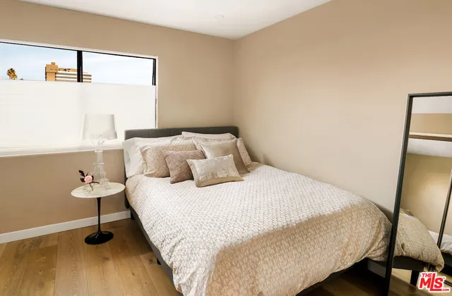 $1,849,000 | 1128 15th Street, Unit 3, Santa Monica, CA 90403