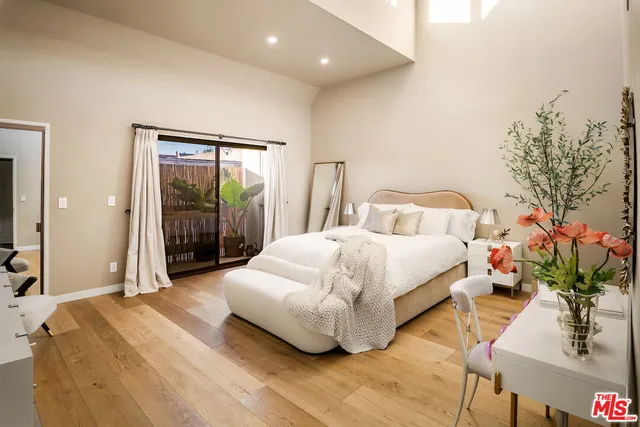 $1,849,000 | 1128 15th Street, Unit 3, Santa Monica, CA 90403