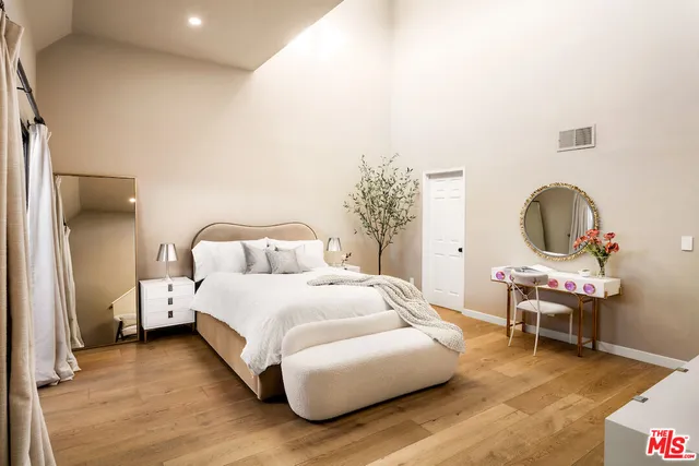 $1,849,000 | 1128 15th Street, Unit 3, Santa Monica, CA 90403