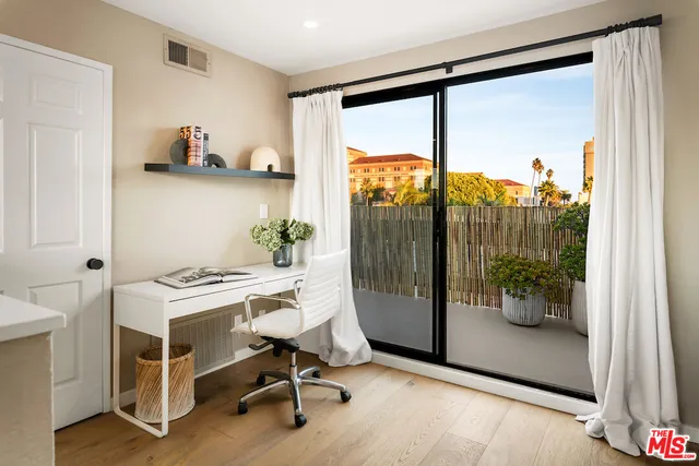 $1,849,000 | 1128 15th Street, Unit 3, Santa Monica, CA 90403