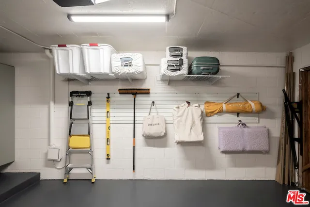 $1,849,000 | 1128 15th Street, Unit 3, Santa Monica, CA 90403