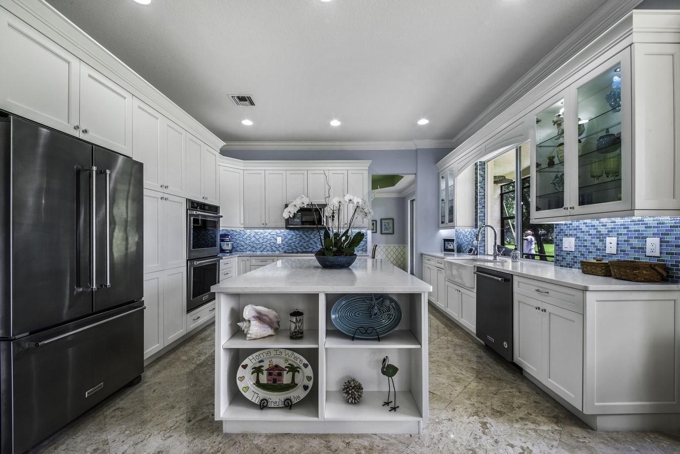 10782 Sunset Ridge Circle Boynton Beach, FL 33473 - Photo 14 of 95 Quartz Countertops