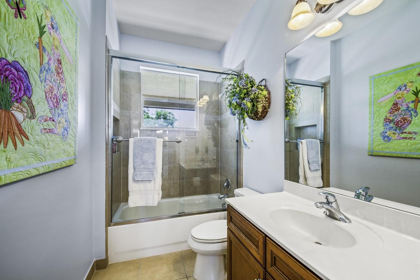10782 Sunset Ridge Circle Boynton Beach, FL 33473 - Photo 45 of 95 2nd Bathroom