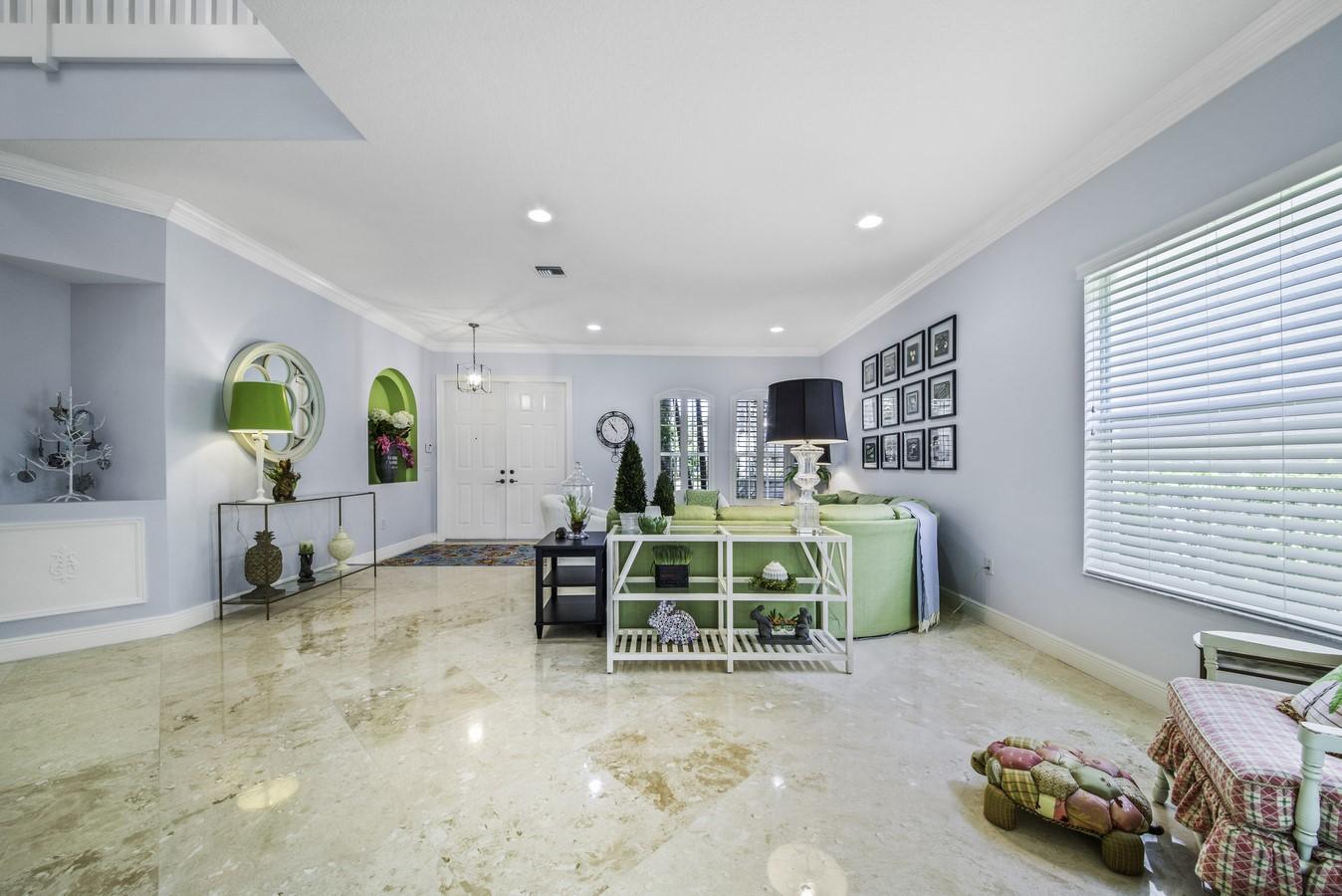 10782 Sunset Ridge Circle Boynton Beach, FL 33473 - Photo 5 of 95 Travertine Floorin
