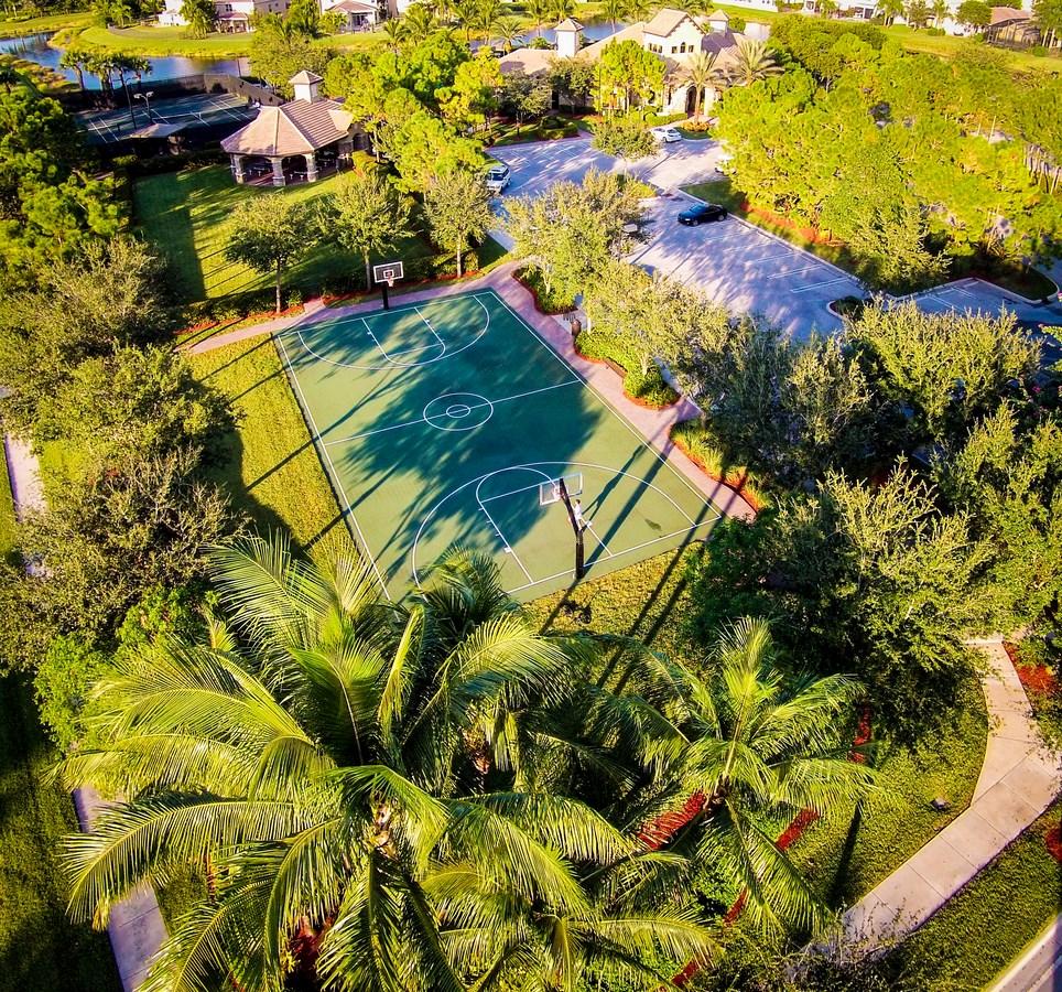 10782 Sunset Ridge Circle Boynton Beach, FL 33473 - Photo 65 of 95 Basketball