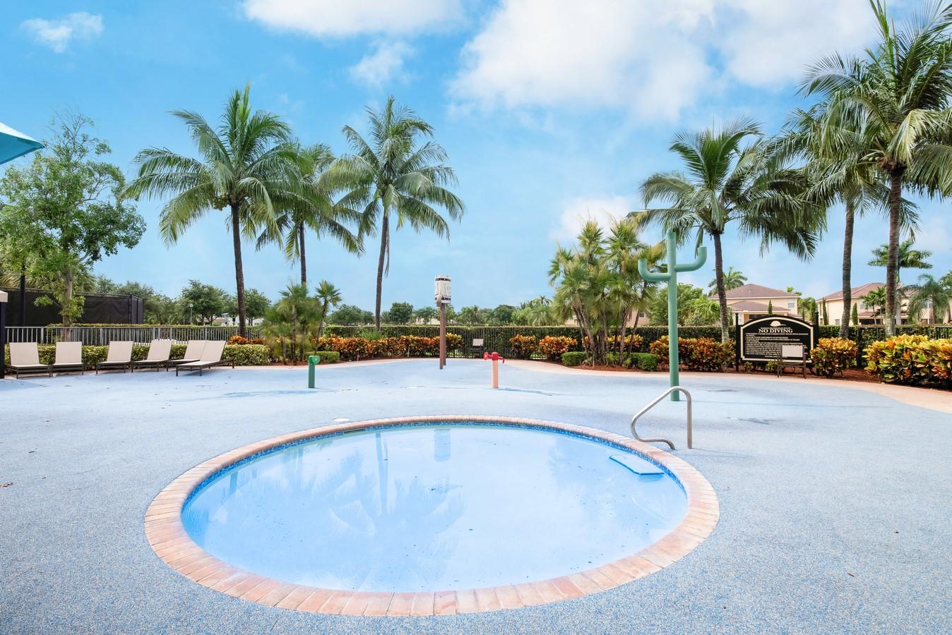 10782 Sunset Ridge Circle Boynton Beach, FL 33473 - Photo 84 of 95 Water Play Area