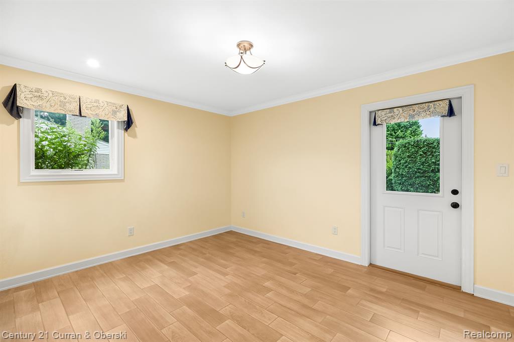 24012 Glen Ridge Court Novi, MI 48375 - Photo 19 of 27