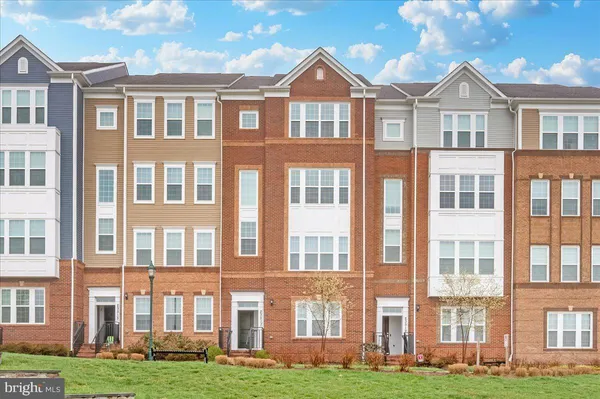 $3,150 | 23517 Public House Road, Unit H, Clarksburg, MD 20871