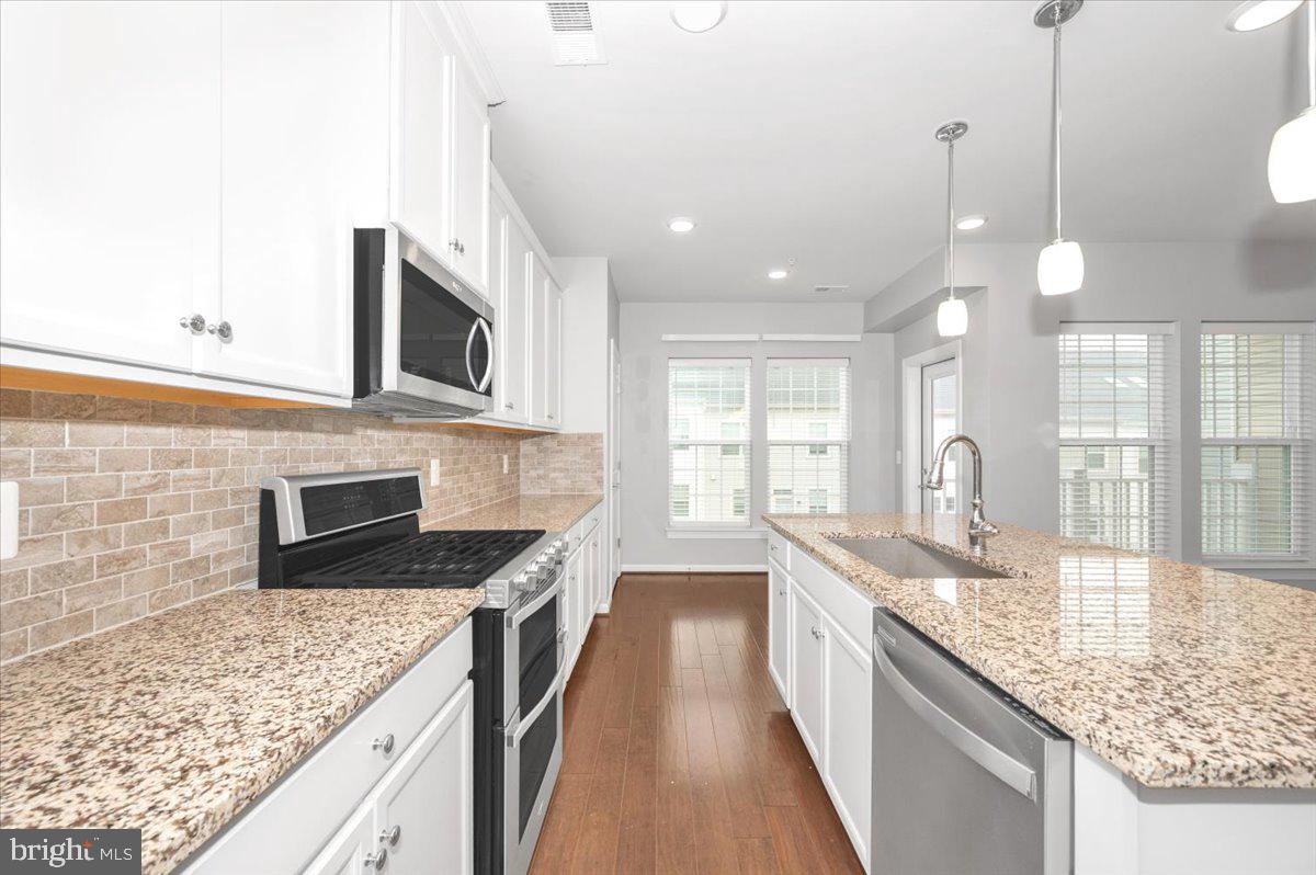 23517 Public House Road, Unit H Clarksburg, MD 20871 - Photo 15 of 35