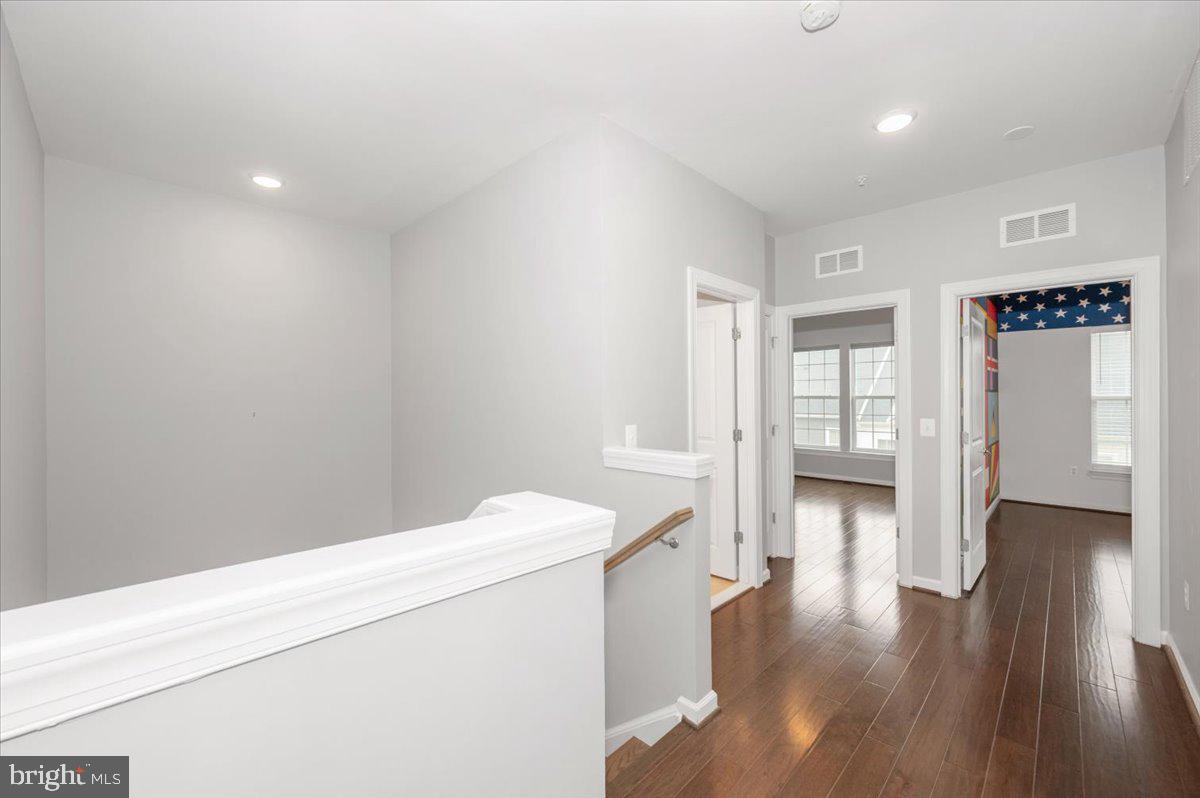 23517 Public House Road, Unit H Clarksburg, MD 20871 - Photo 19 of 35