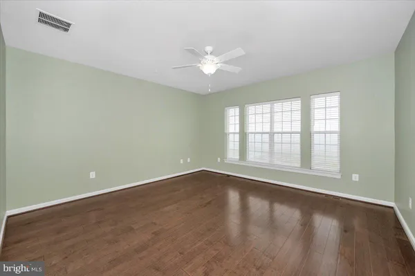 $3,150 | 23517 Public House Road, Unit H, Clarksburg, MD 20871