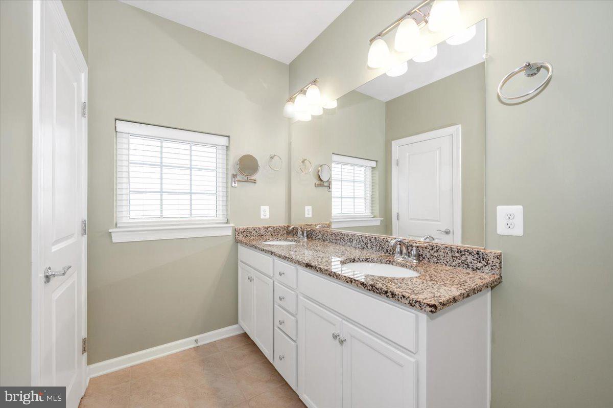 23517 Public House Road, Unit H Clarksburg, MD 20871 - Photo 27 of 35