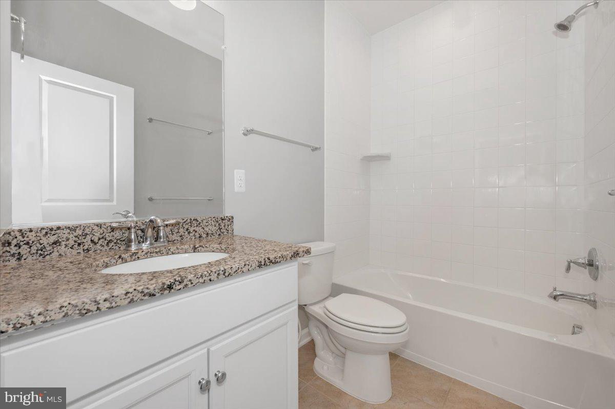 23517 Public House Road, Unit H Clarksburg, MD 20871 - Photo 33 of 35