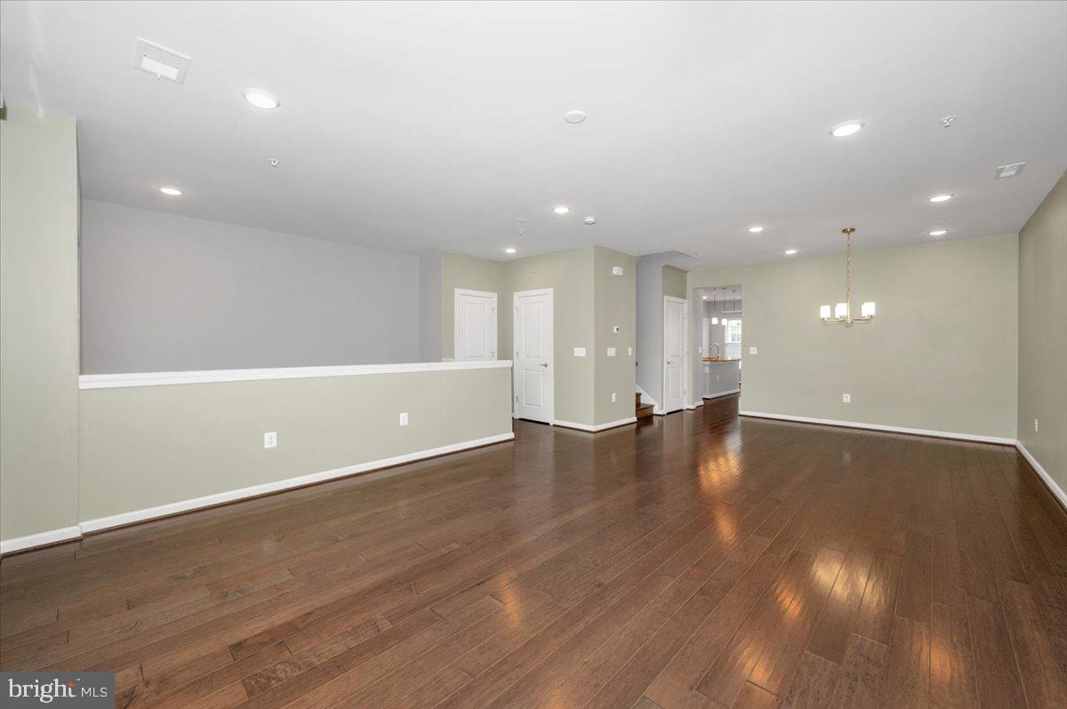 23517 Public House Road, Unit H Clarksburg, MD 20871 - Photo 5 of 35