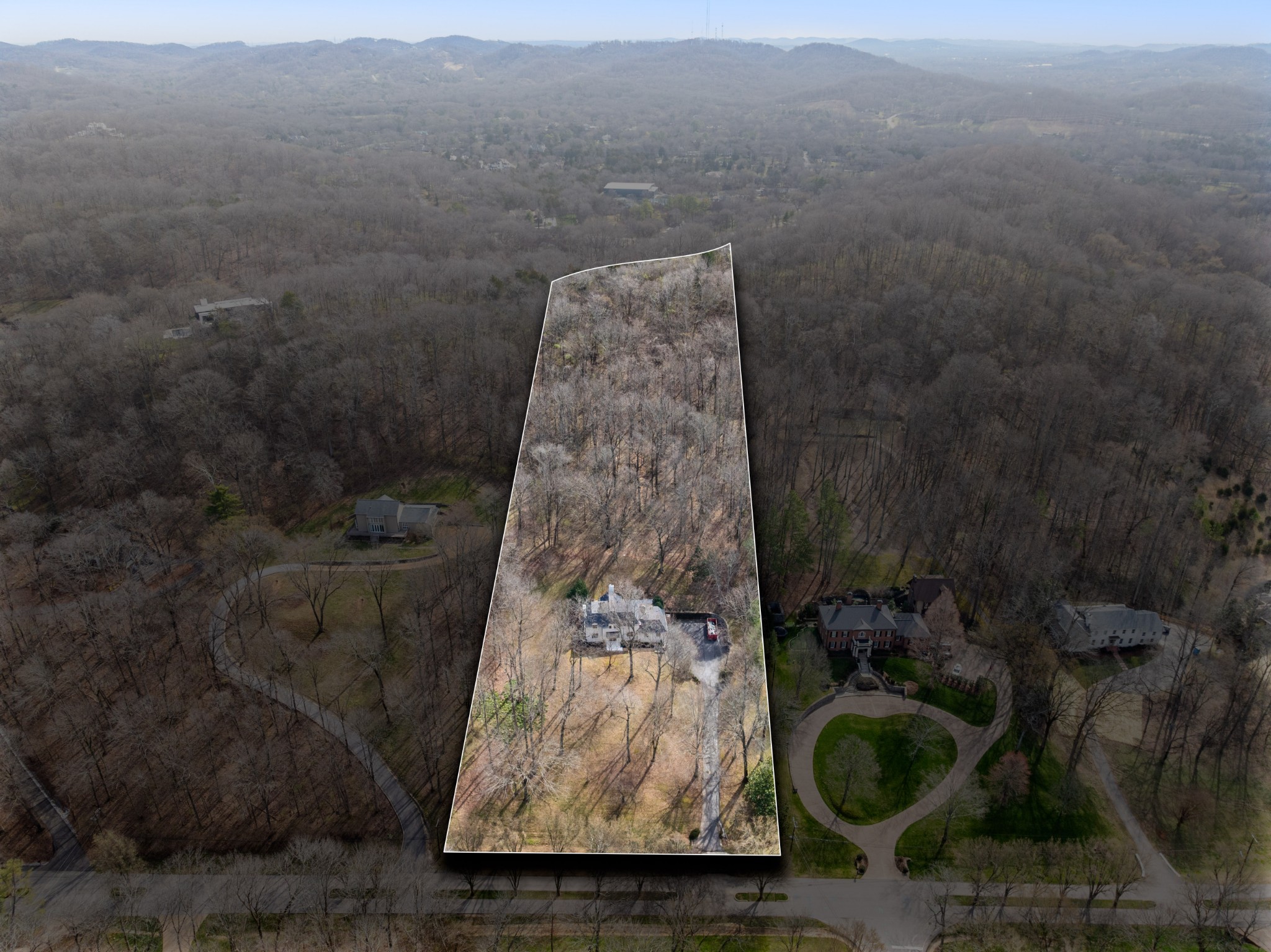 4366 Chickering Lane Nashville, TN 37215 - Photo 30 of 32 a bathroom with a toilet