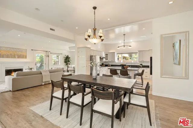 a view of a dining room and livingroom view