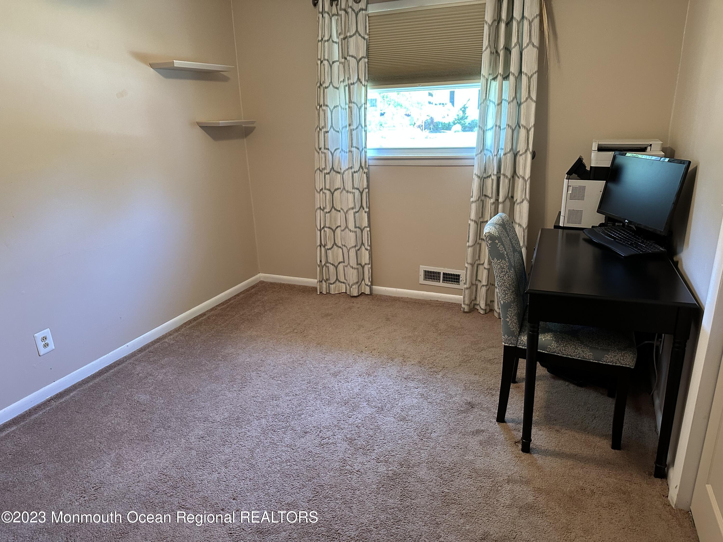 283 Edgemoor Road Belford, NJ 07718 - Photo 16 of 32 Bedroom 3 office