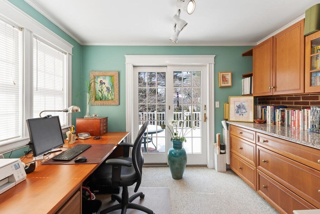 87 Coolidge Avenue Needham, MA 02492 - Photo 16 of 38