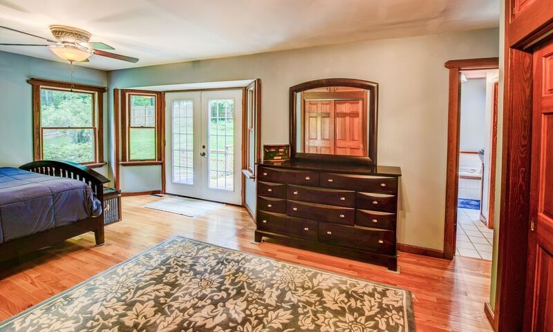 2430 West Ellsworth Road Bloomington, IN 47404 - Photo 6 of 10