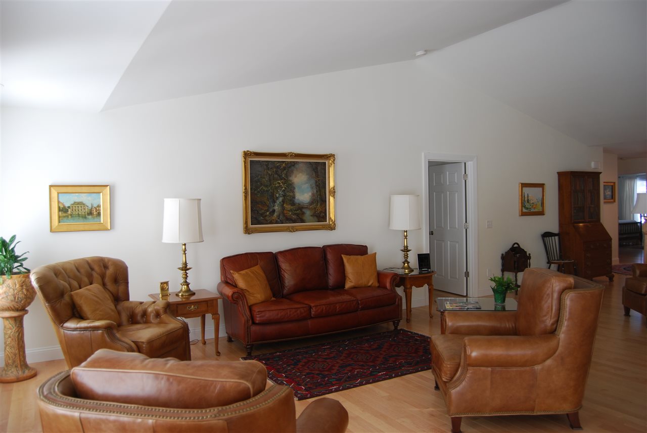39 Marina Loop Colchester, VT 05446 - Photo 8 of 29 Gallery Image 8