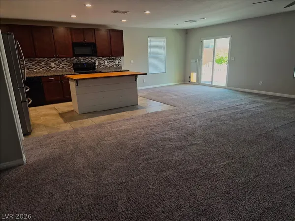 $1,995 | 3807 Sedgwick Avenue, Pahrump, NV 89061