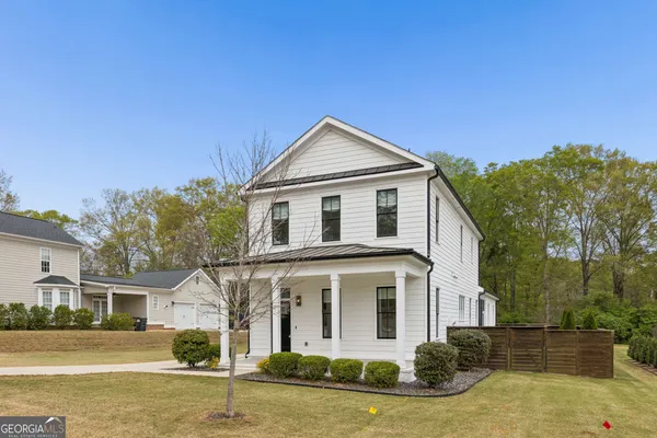 $3,800 | 98 Middle Street, Senoia, GA 30276