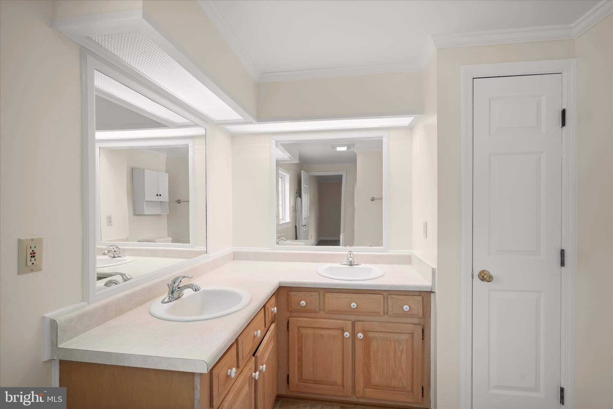 3325 Allday Road Huntingtown, MD 20639 - Photo 24 of 77 Primary Bath