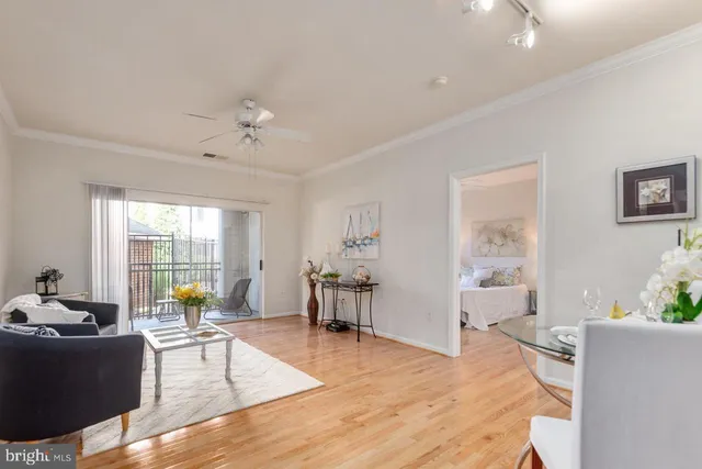 $395,000 | 12956 Centre Park Circle, Unit 110, Herndon, VA 20171