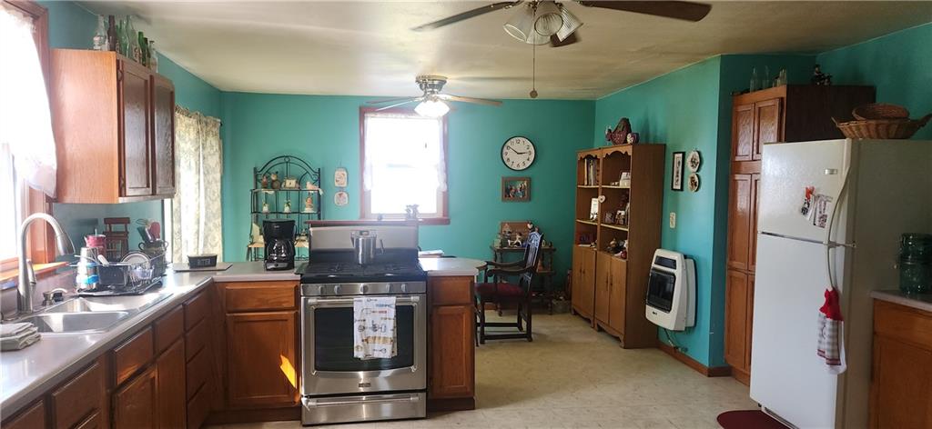 6 Simms Street Louisburg, KS 66053 - Photo 11 of 28
