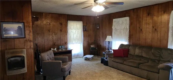 $239,500 | 6 Simms Street, Louisburg, KS 66053